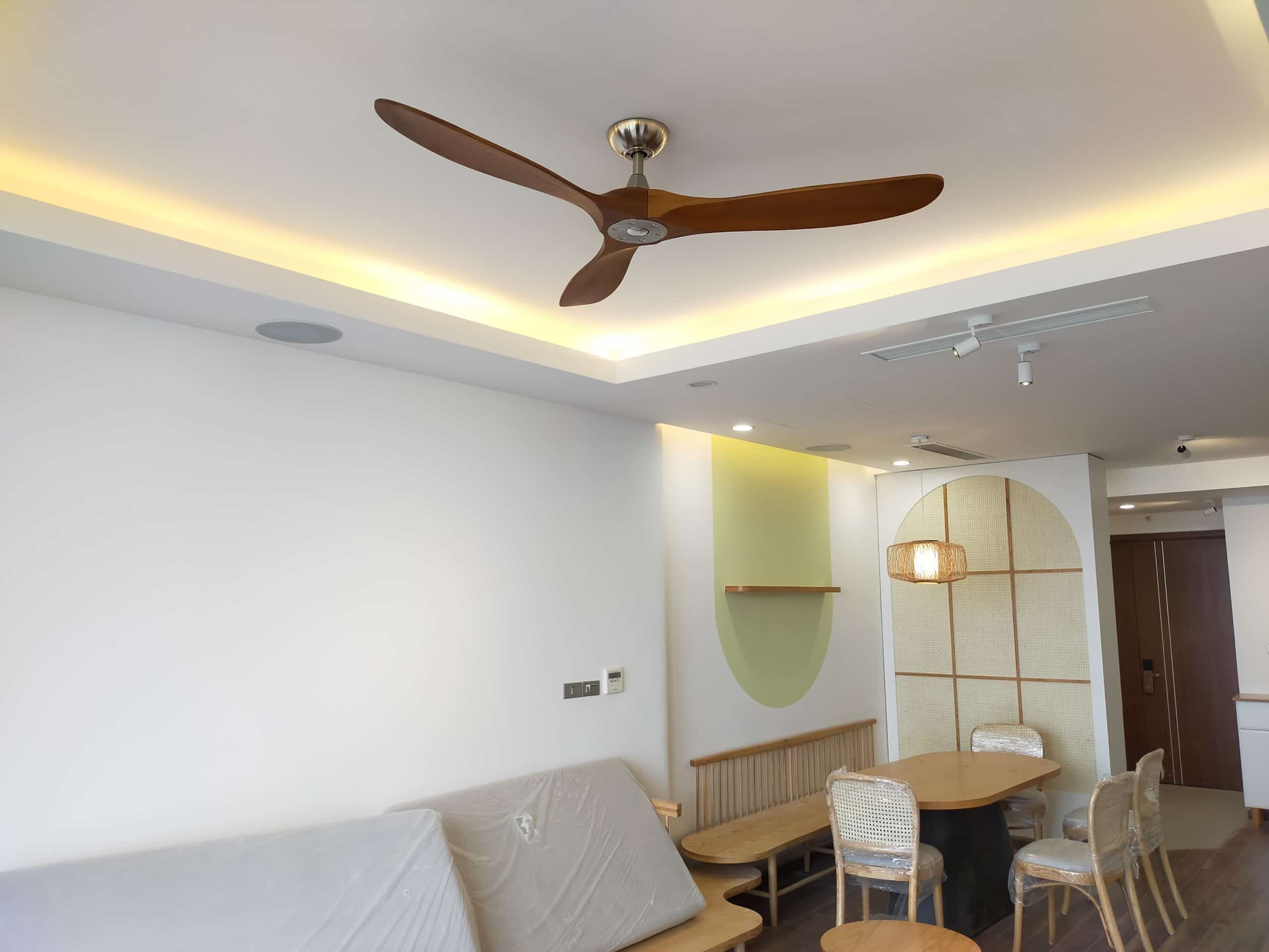 Quạt trần cánh gỗ tự nhiên LuxAire Slider