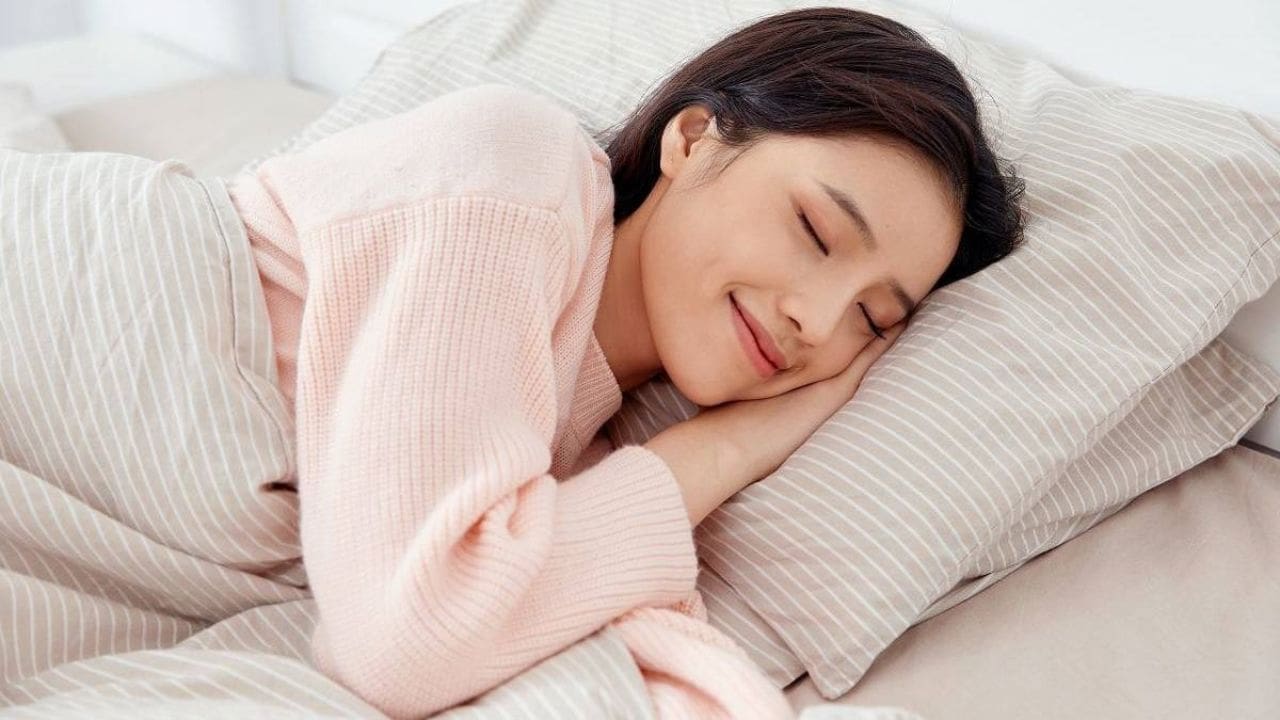 Quạt trần vận hành êm ái mang lại giấc ngủ sâu và thoải mái