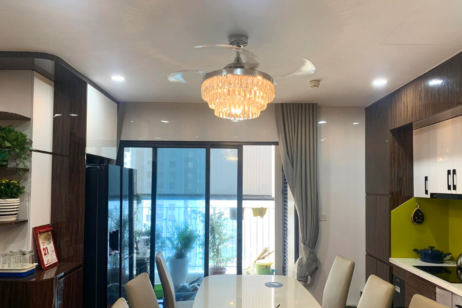 Một số lưu ý quan trọng trước khi mua quạt trần đèn