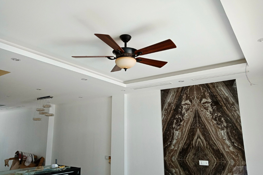 Quạt trần cánh gỗ có đèn - Giải pháp 3 trong 1