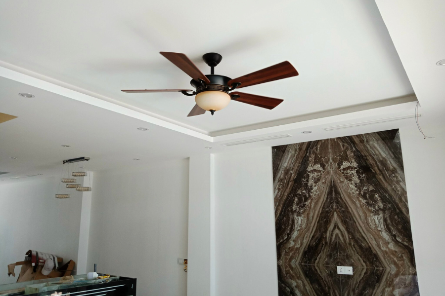 LuxuryFan - Địa chỉ mua quạt trần có đèn LED ở đâu chính hãng, uy tín