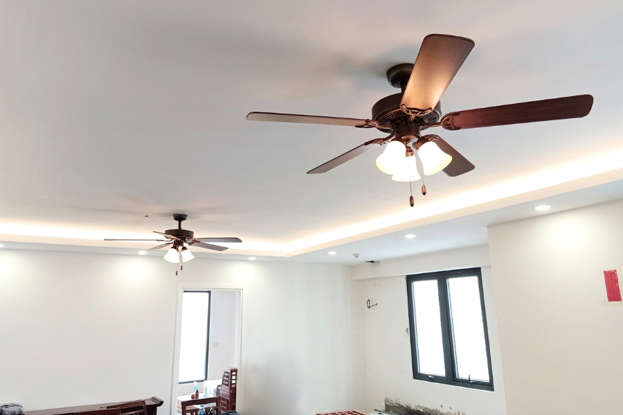 Mẫu mã đa dạng, phù hợp nhiều diện tích phòng