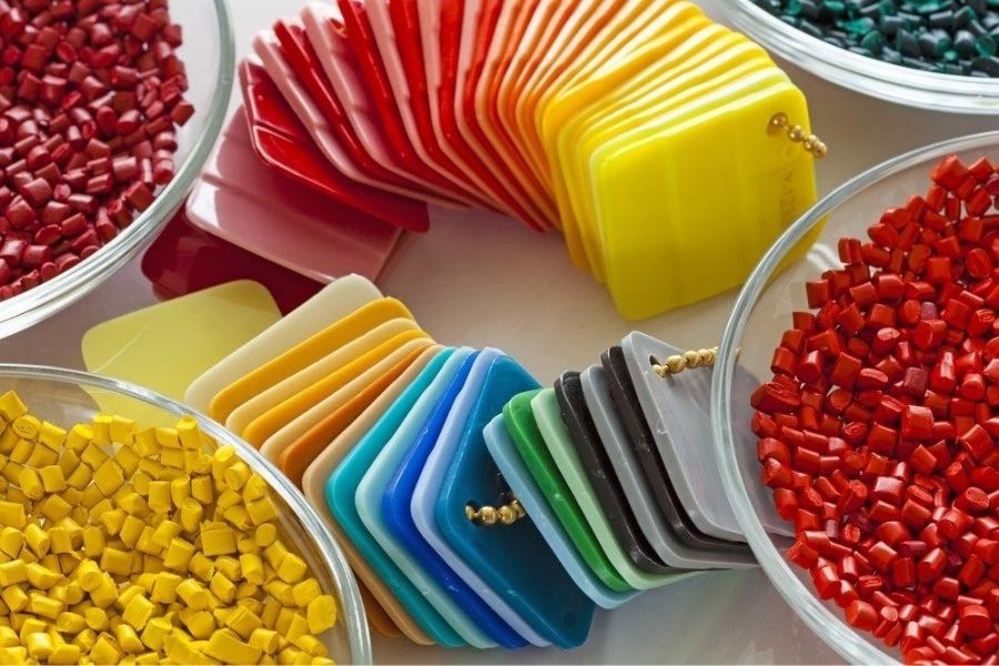 Nhựa ABS được ưa chuộng trong nhiều ngành công nghiệp nhờ độ bền cao, tính thẩm mỹ tốt và khả năng gia công linh hoạt
