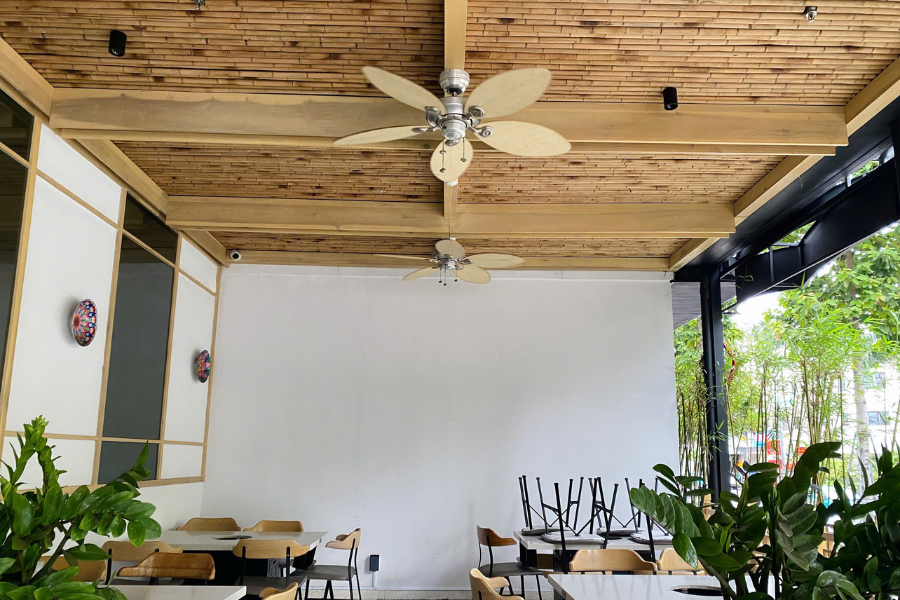 Không bị phai màu hay bị ảnh hưởng bởi tác động thời tiết