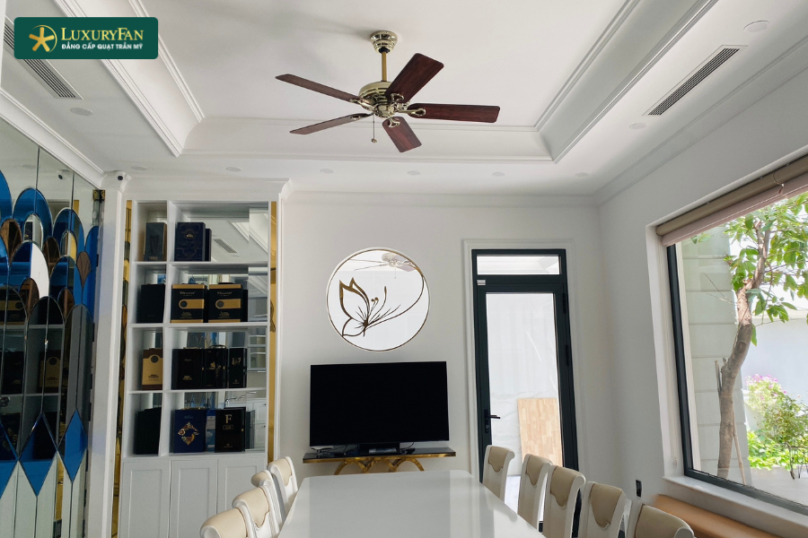 Quạt trần hoạt động bình thường